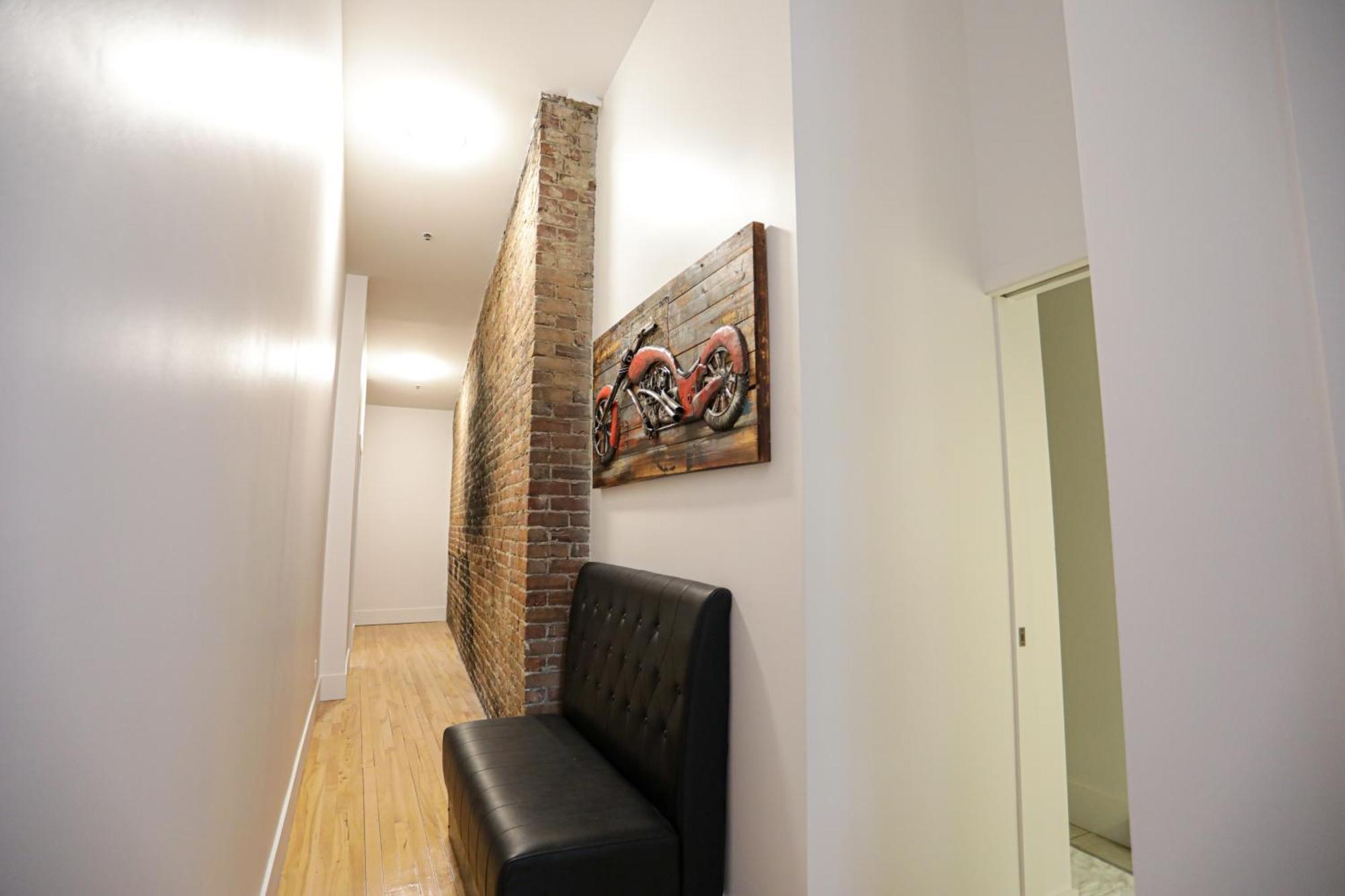 Elegant 1 Bedroom Apartment In Old Port - 202 Montreal Exterior foto